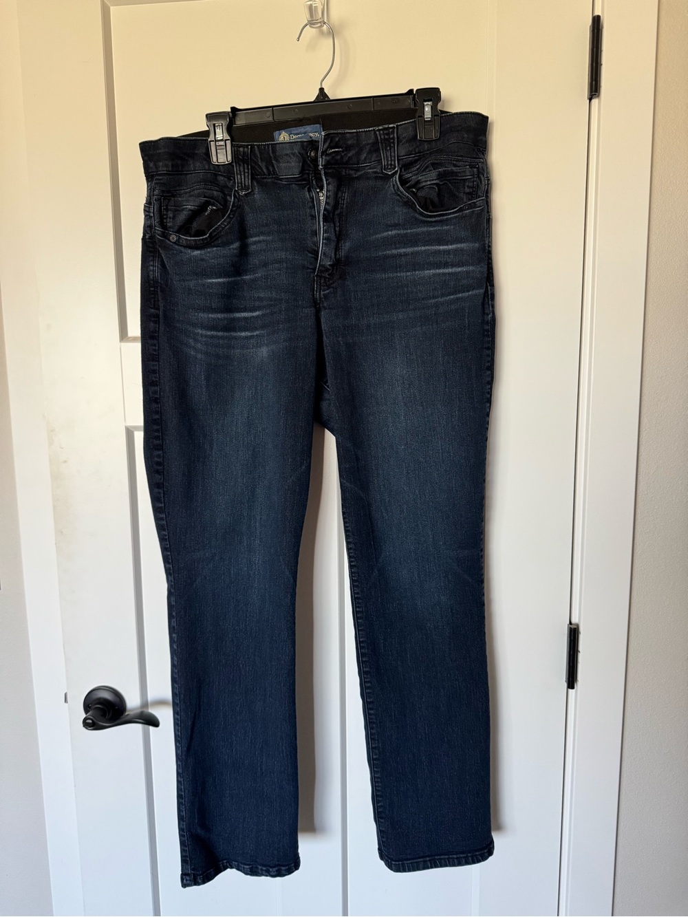 Democracy Women’s Straight Leg Jeans in Dark Indigo